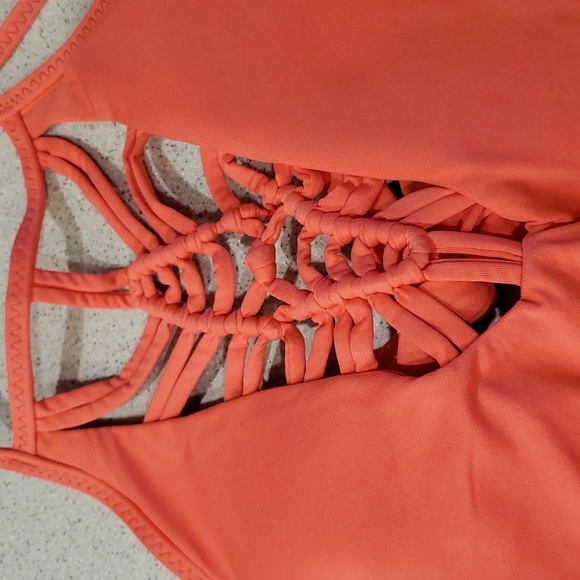 Becca Virtue M Janis Macrame High Neck in Coral Bikini Swim Top & Bottom - Picture 5 of 12
